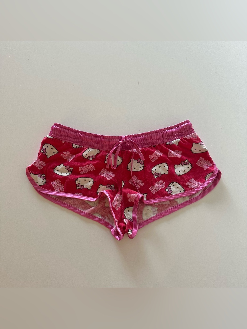 READ Vintage Y2K Hello Kitty Sanrio Pink Micro Mini Shorts Sleep Lounge M

Fadin